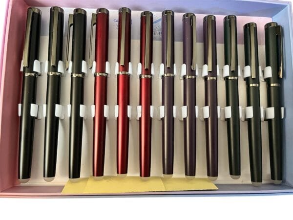 Stilou metalic cu cerneala termosensibila cu guma de sters