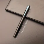 Stilou elegant negru nisip cu penita fina de 0.38 mm