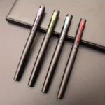 Stilou elegant negru nisip cu penita fina de 0.38 mm