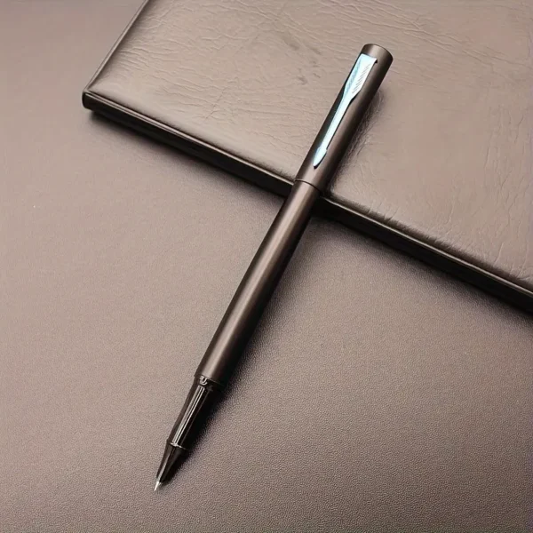 Stilou elegant negru nisip cu penita fina de 0.38 mm